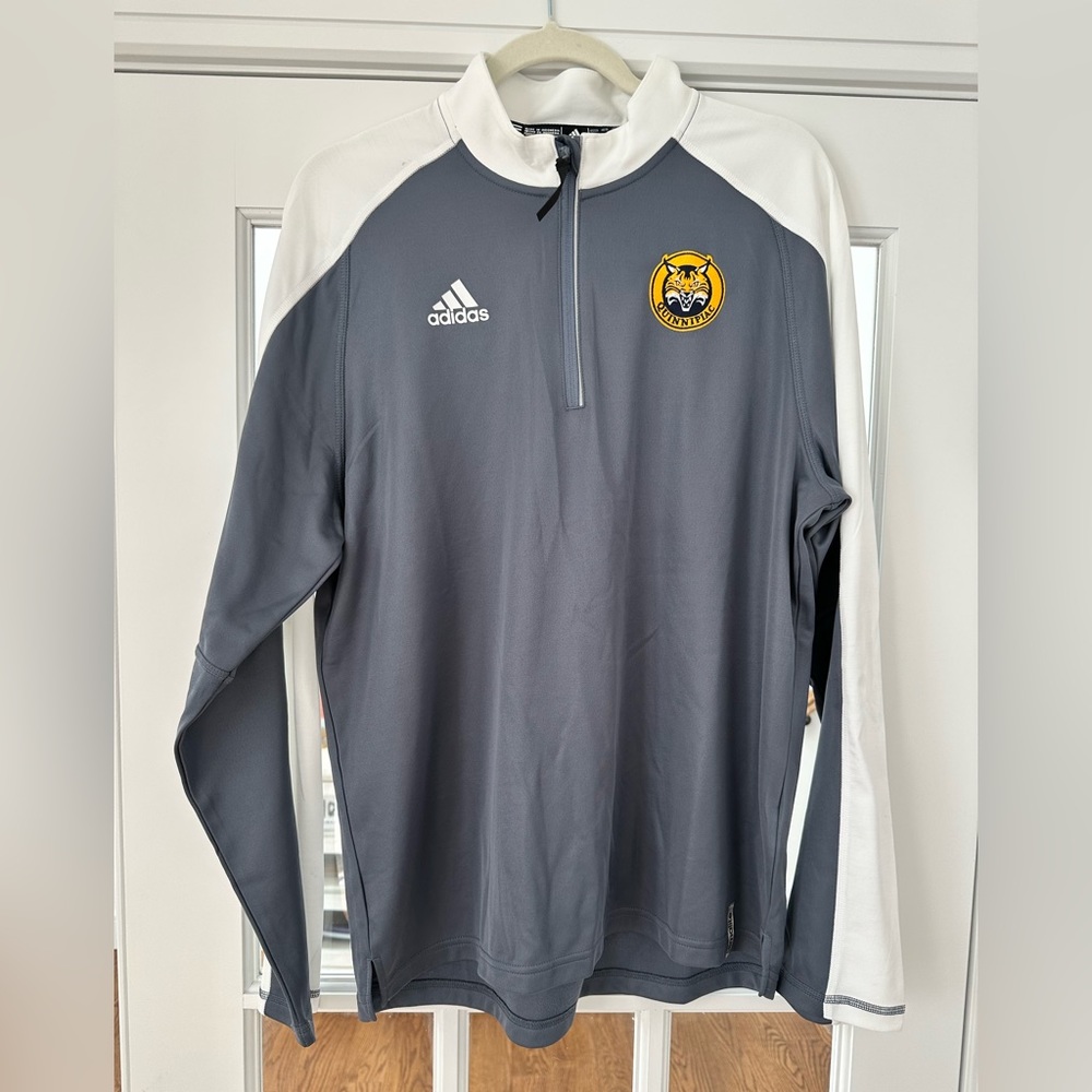 Adidas grey and white pull over with Quinnipiac University logo. Size M. NWT